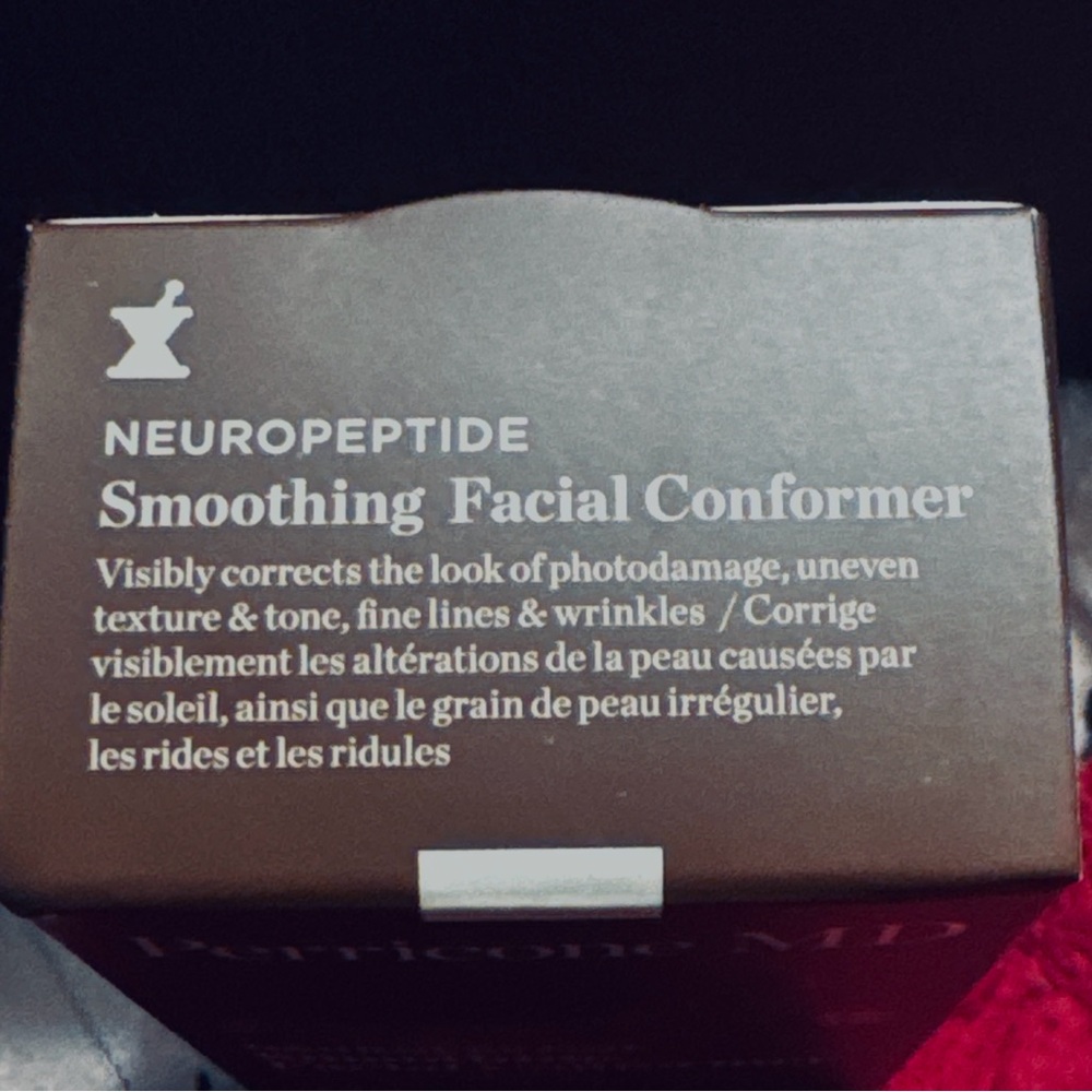 Perricone MD Neuropeptide Smoothing Facial Conformer - Rich Brown - Picture 2 of 6